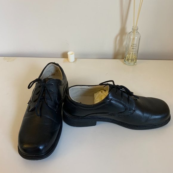 Black Lace Up Shoes - Picture 3 of 10